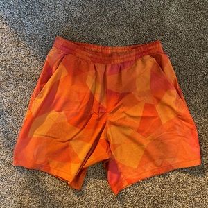 Lululemon Men’s Training Shorts - Size M